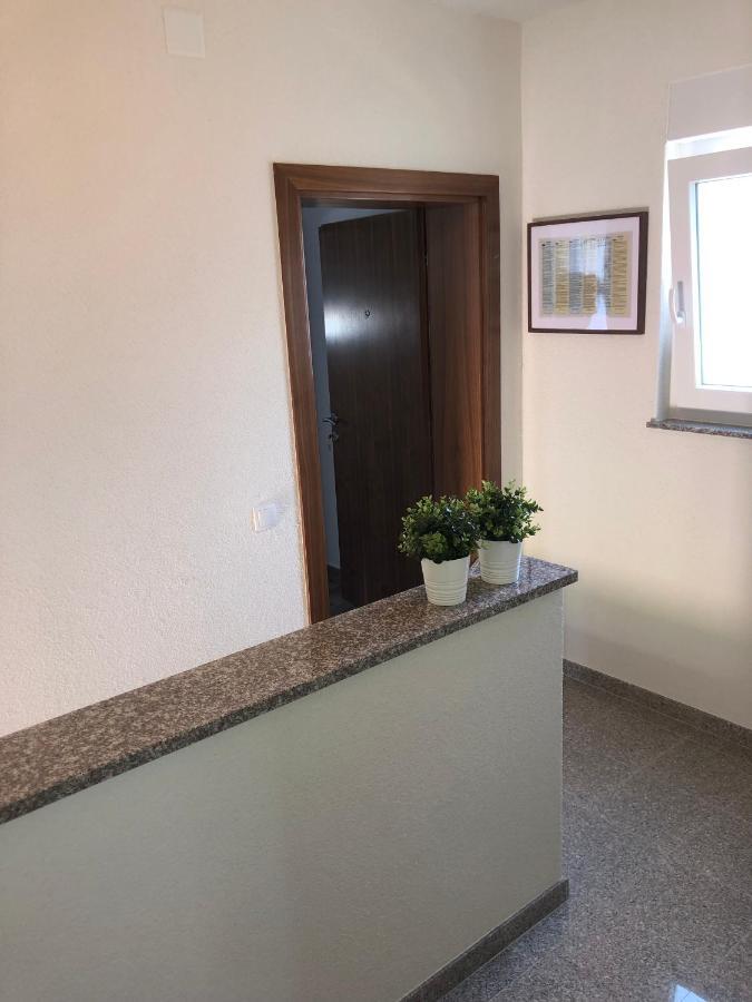 Apartmani Gavran Sukošan Exteriér fotografie